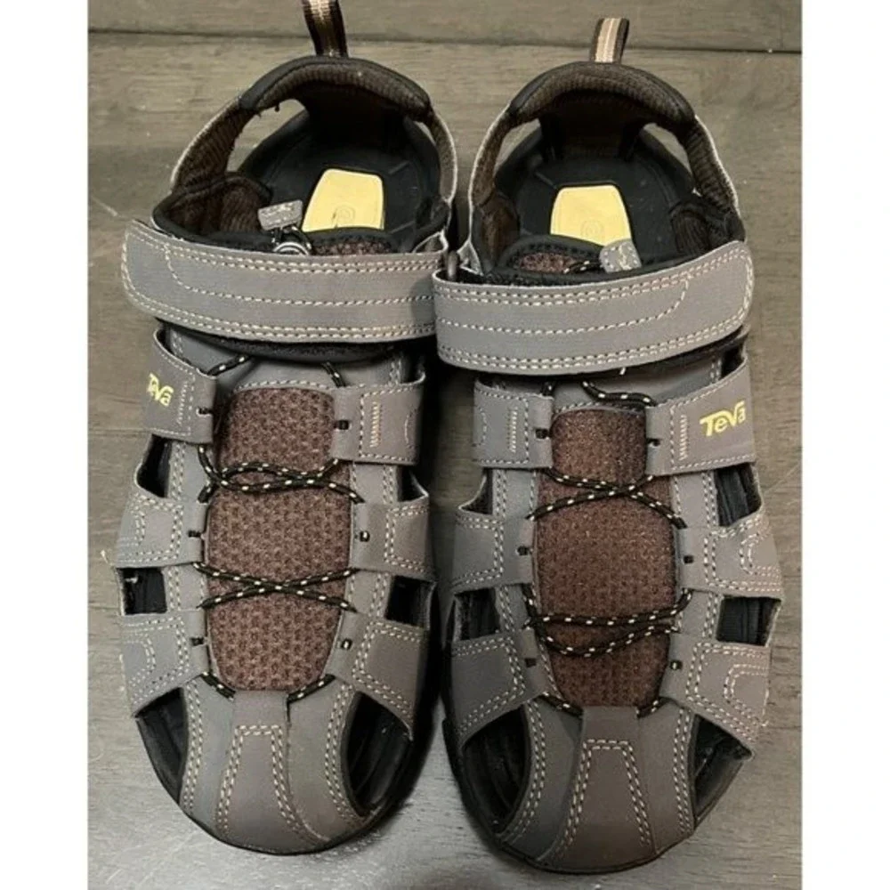 Teva Forebay Outdoor Sandal Men's Size 8 Excellent Condition Gray/Brown